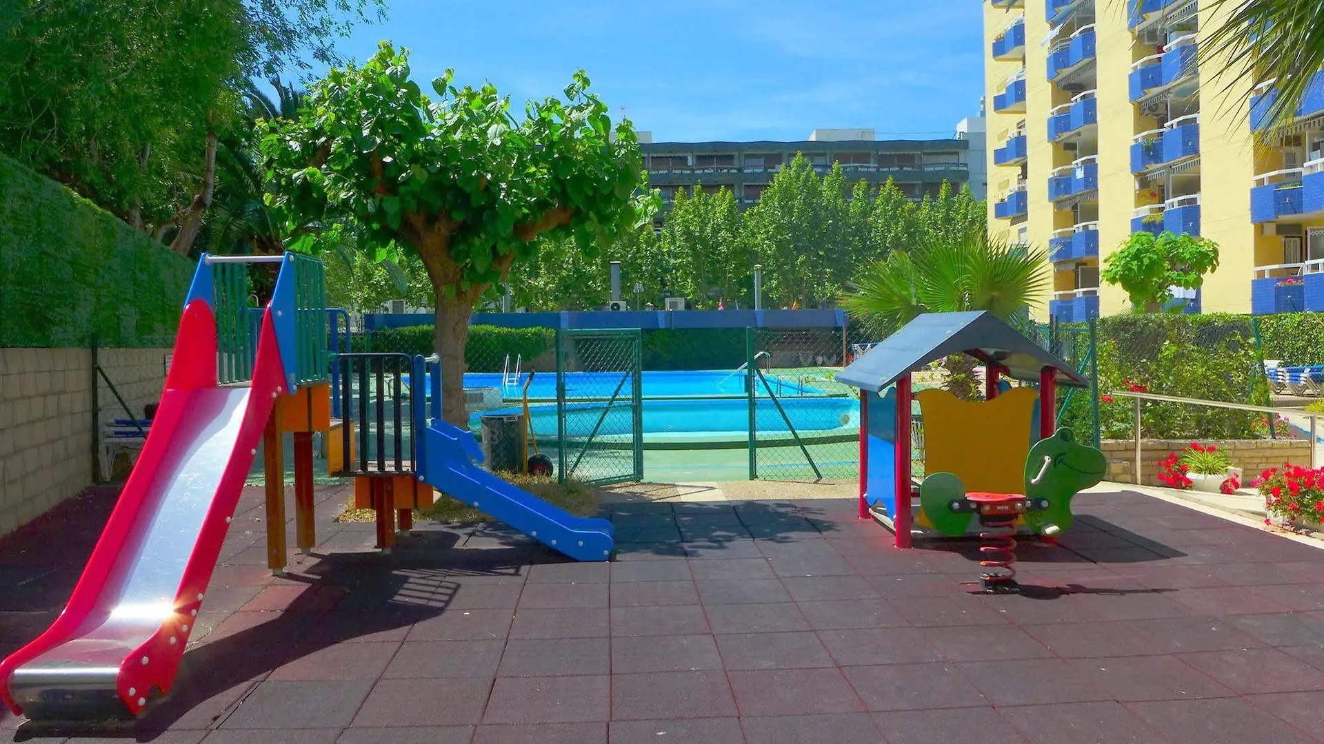 Apartamentos Alboran-Arysal Salou Lejlighed